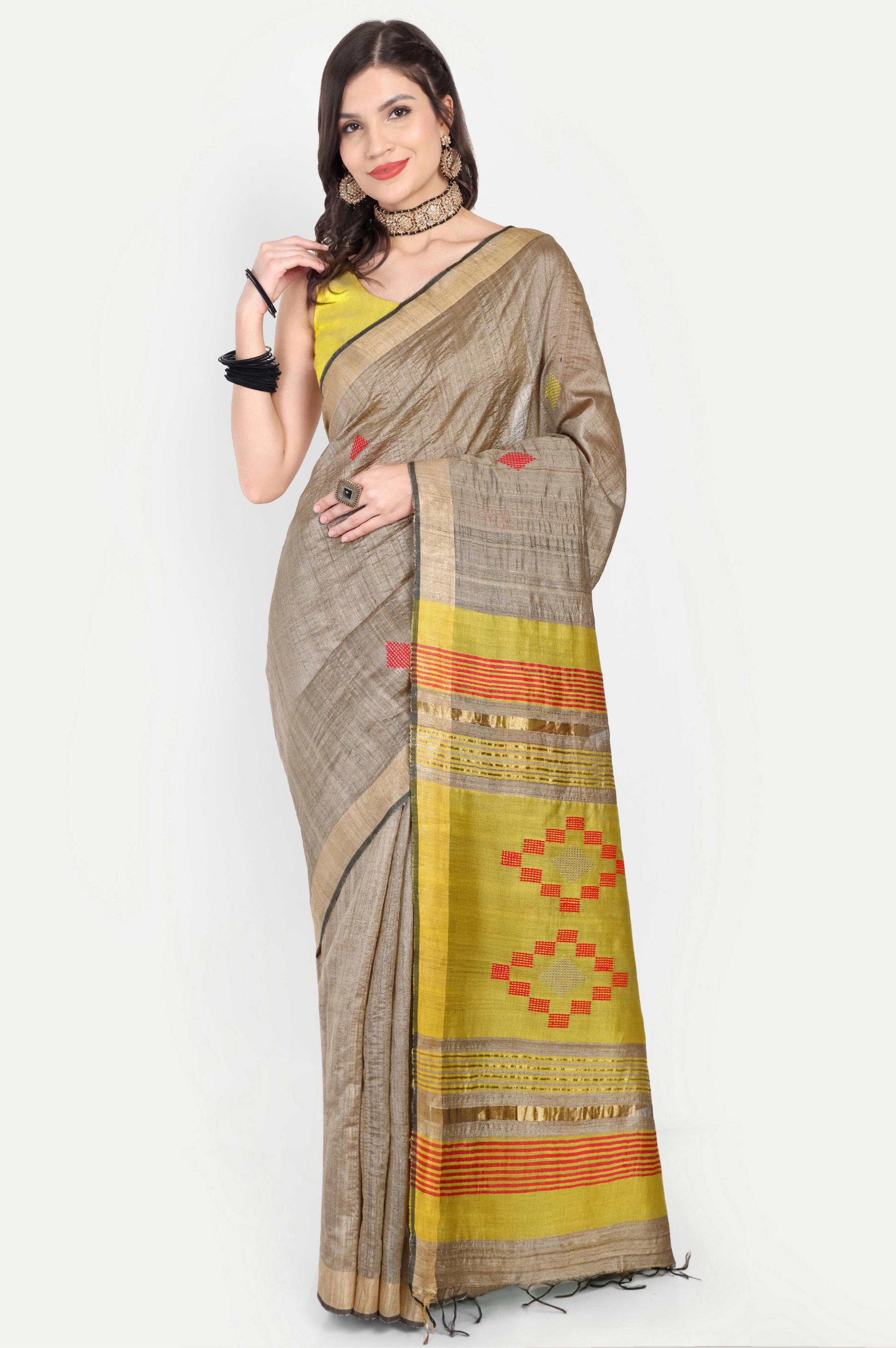 BEIGE TUSSAR SILK SAREE