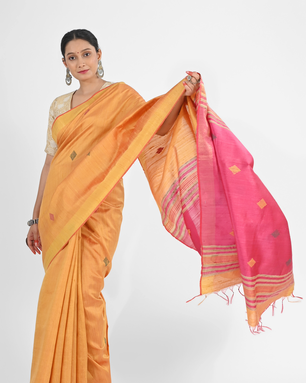 PEACH DUPION SILK SAREE WITH PINK PALLU