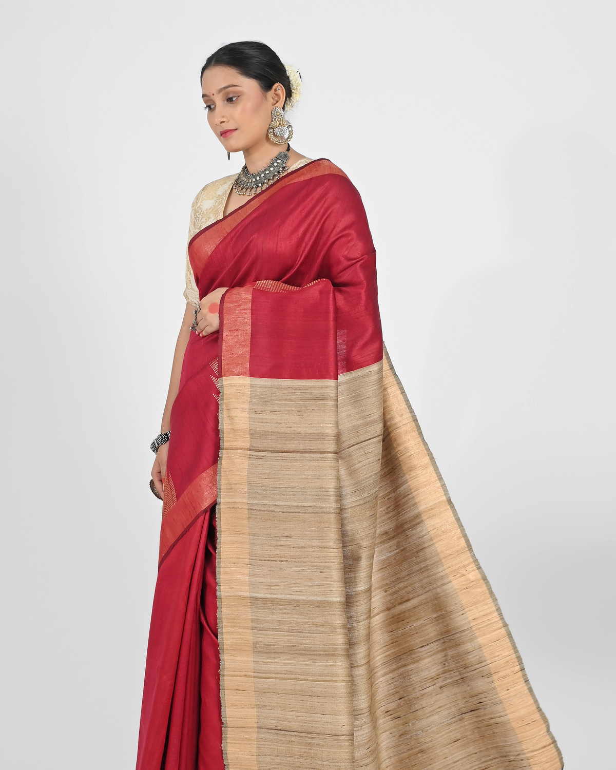 RED DUPION SILK SAREE WITH BEIGE PALLU