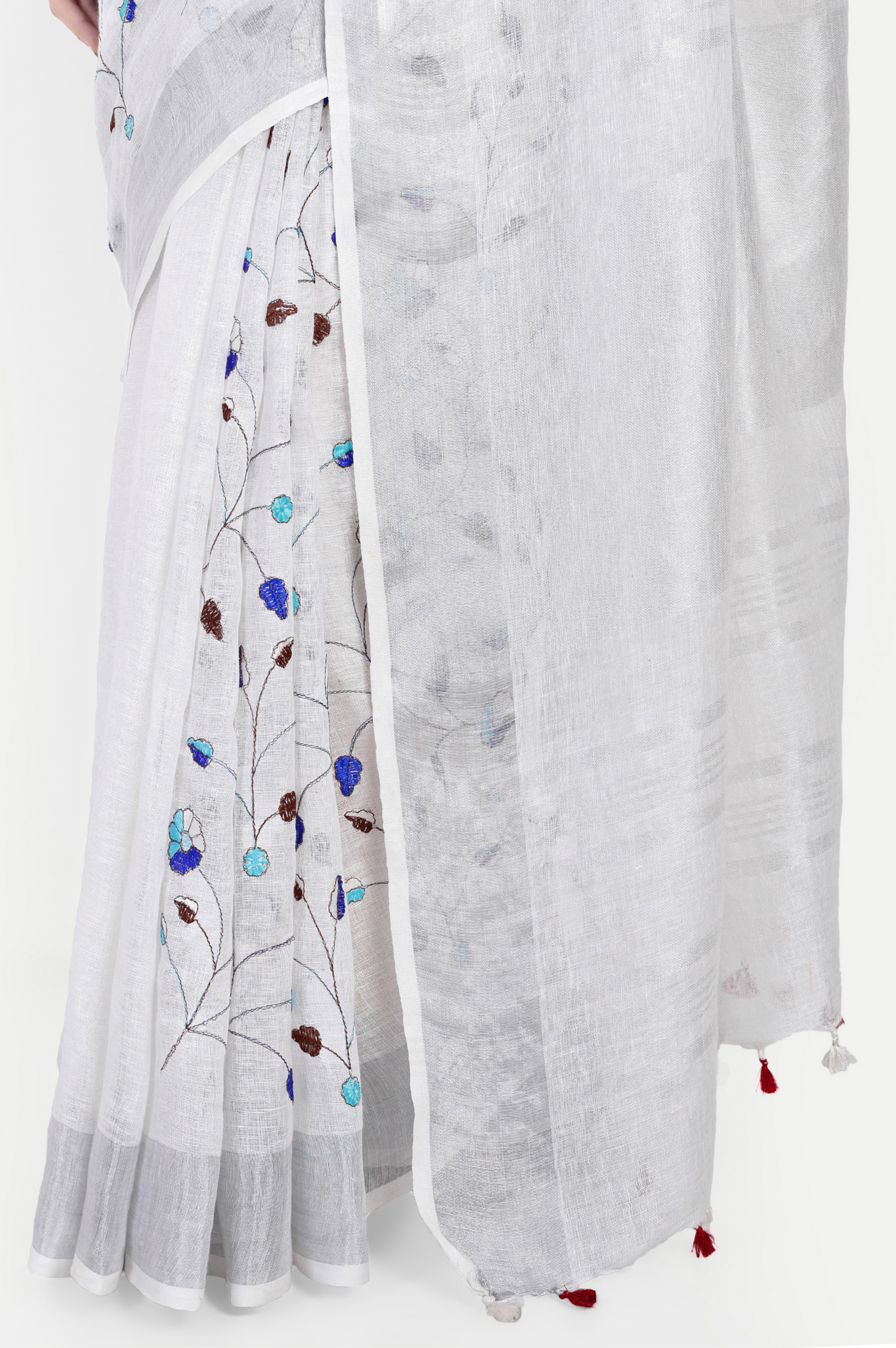 SILVER MIST GREY EMBROIDERED LINEN SAREE