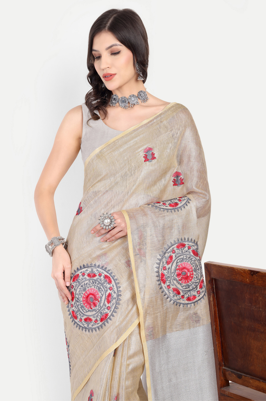 GULNAAR ZARI LINEN SAREE