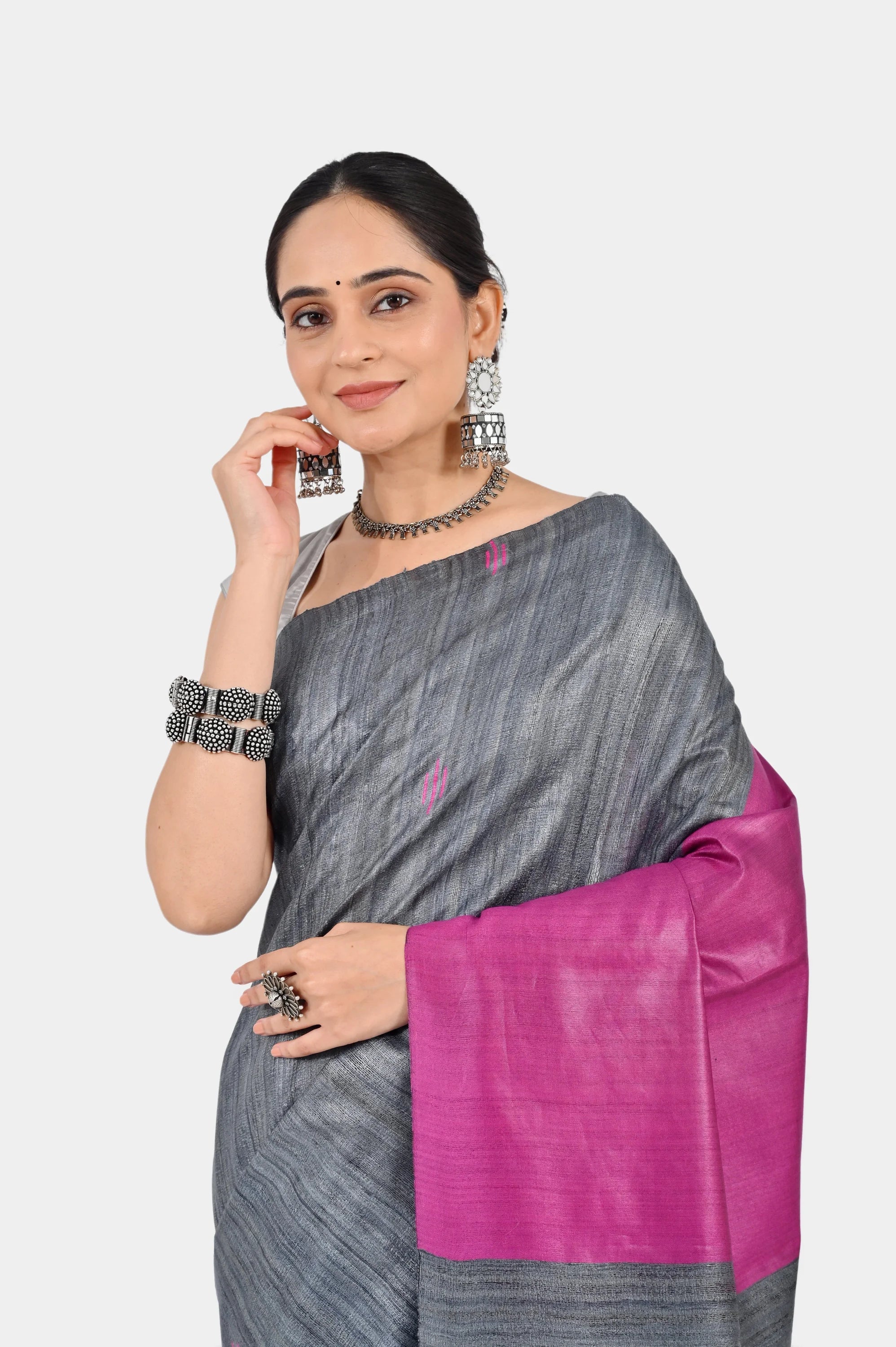 GREY PINK GHICHA SILK SAREE - Hand - woven