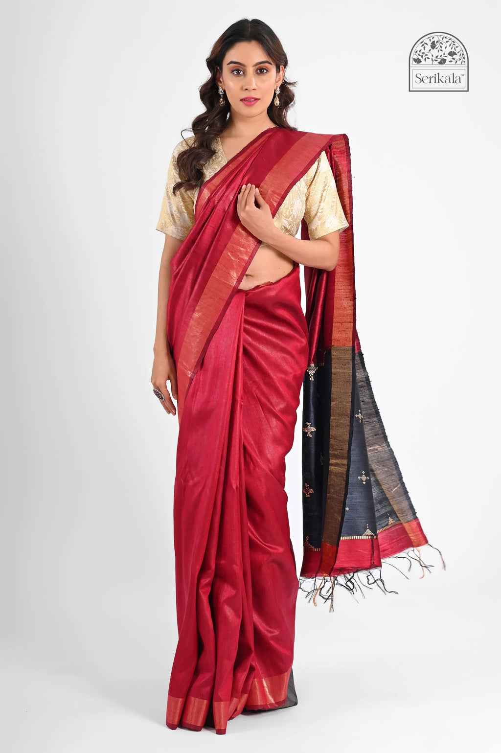 MAROON DUPION SILK SAREE WITH BLACK PALLU - Hand - woven