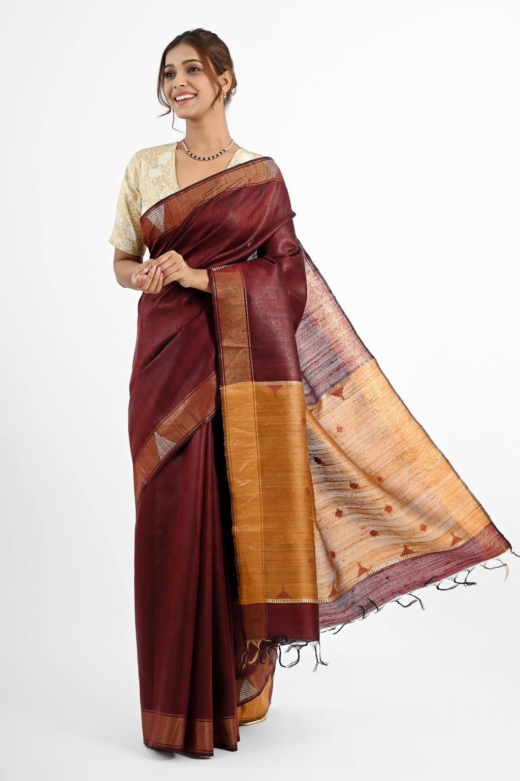 MAROON DUPION SILK SAREE WITH GOLDEN PALLU - Hand - woven