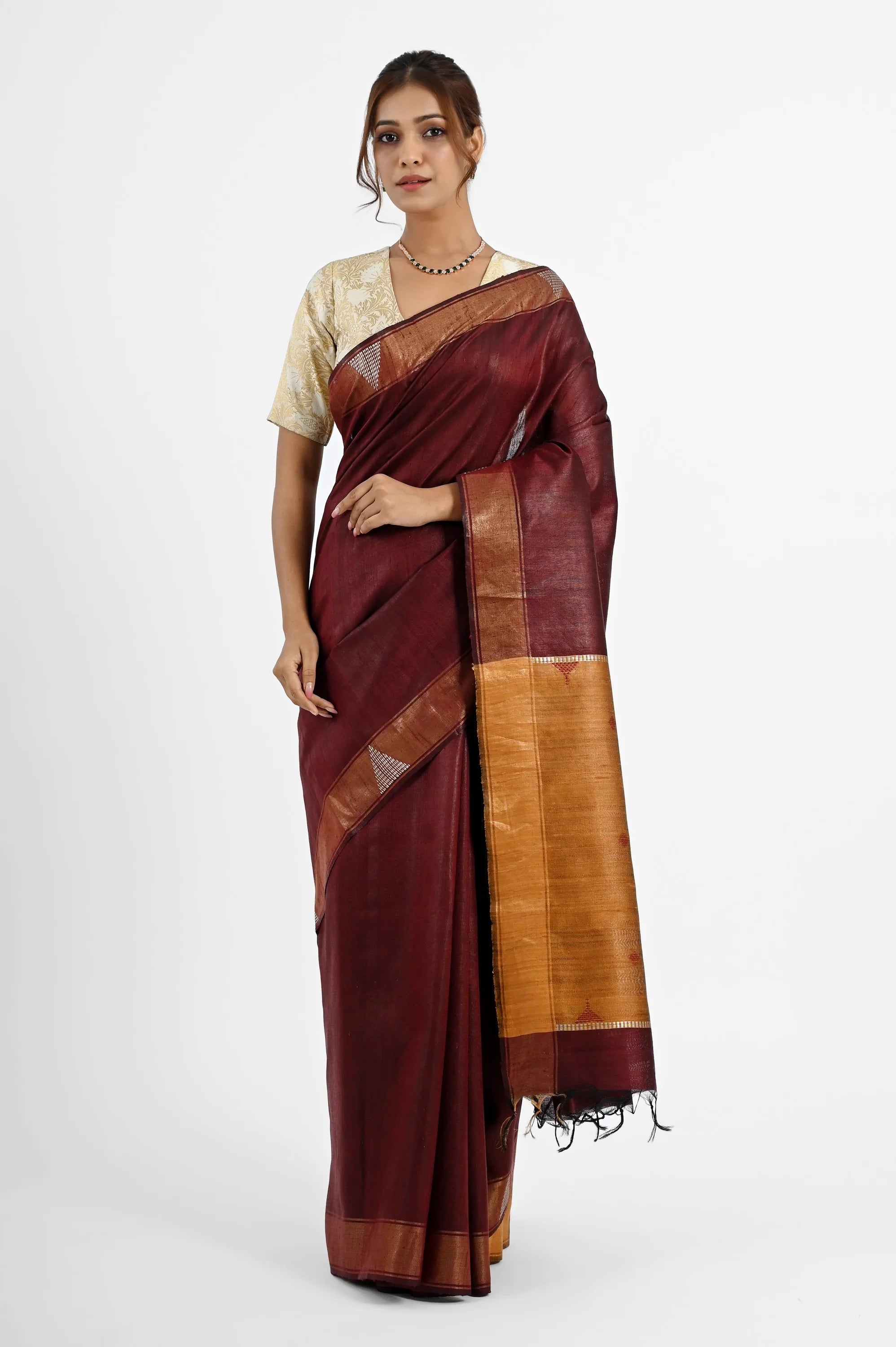 MAROON DUPION SILK SAREE WITH GOLDEN PALLU - Hand - woven