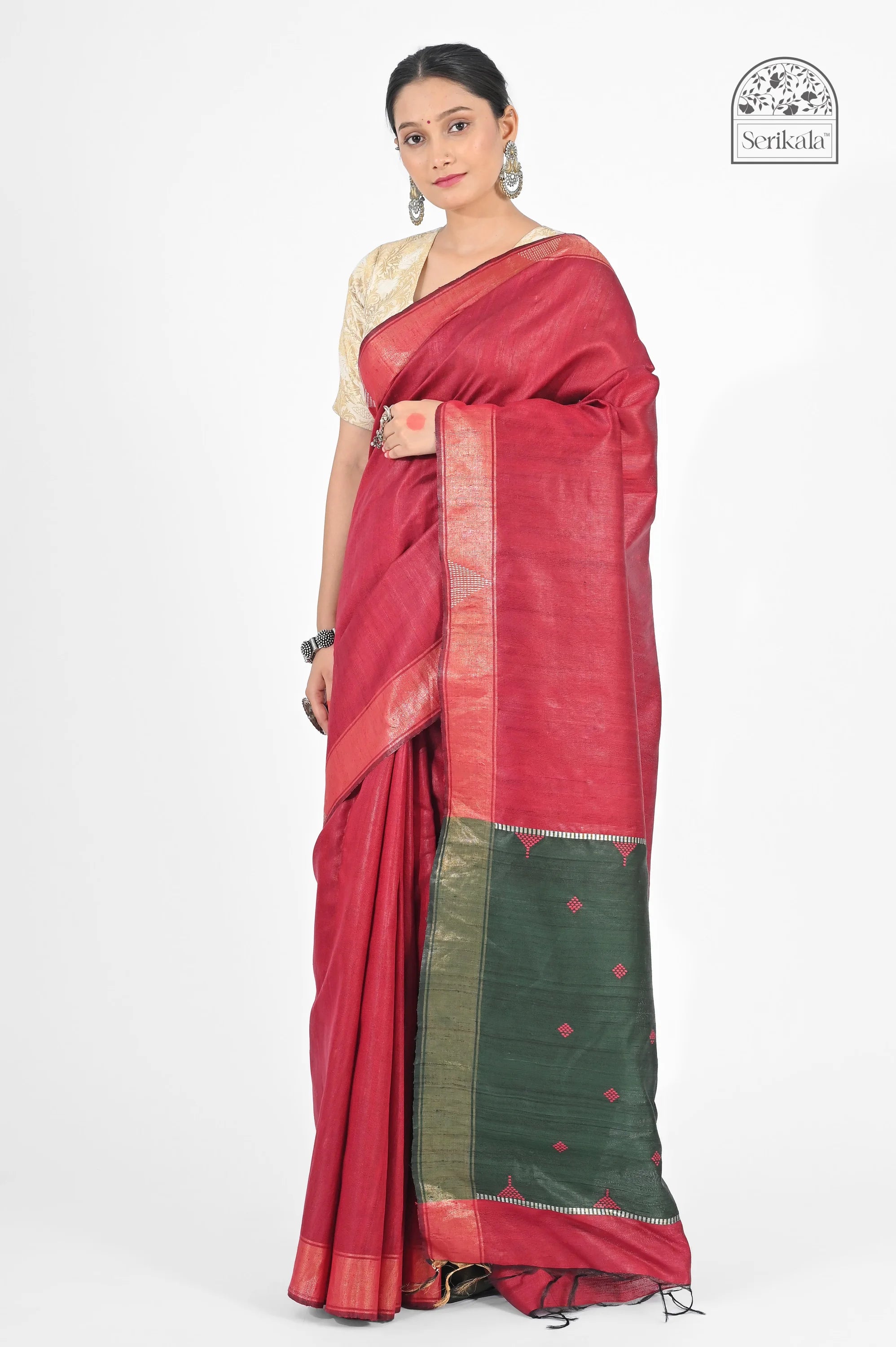MAROON DUPION SILK SAREE WITH GREEN PALLU - Hand - woven