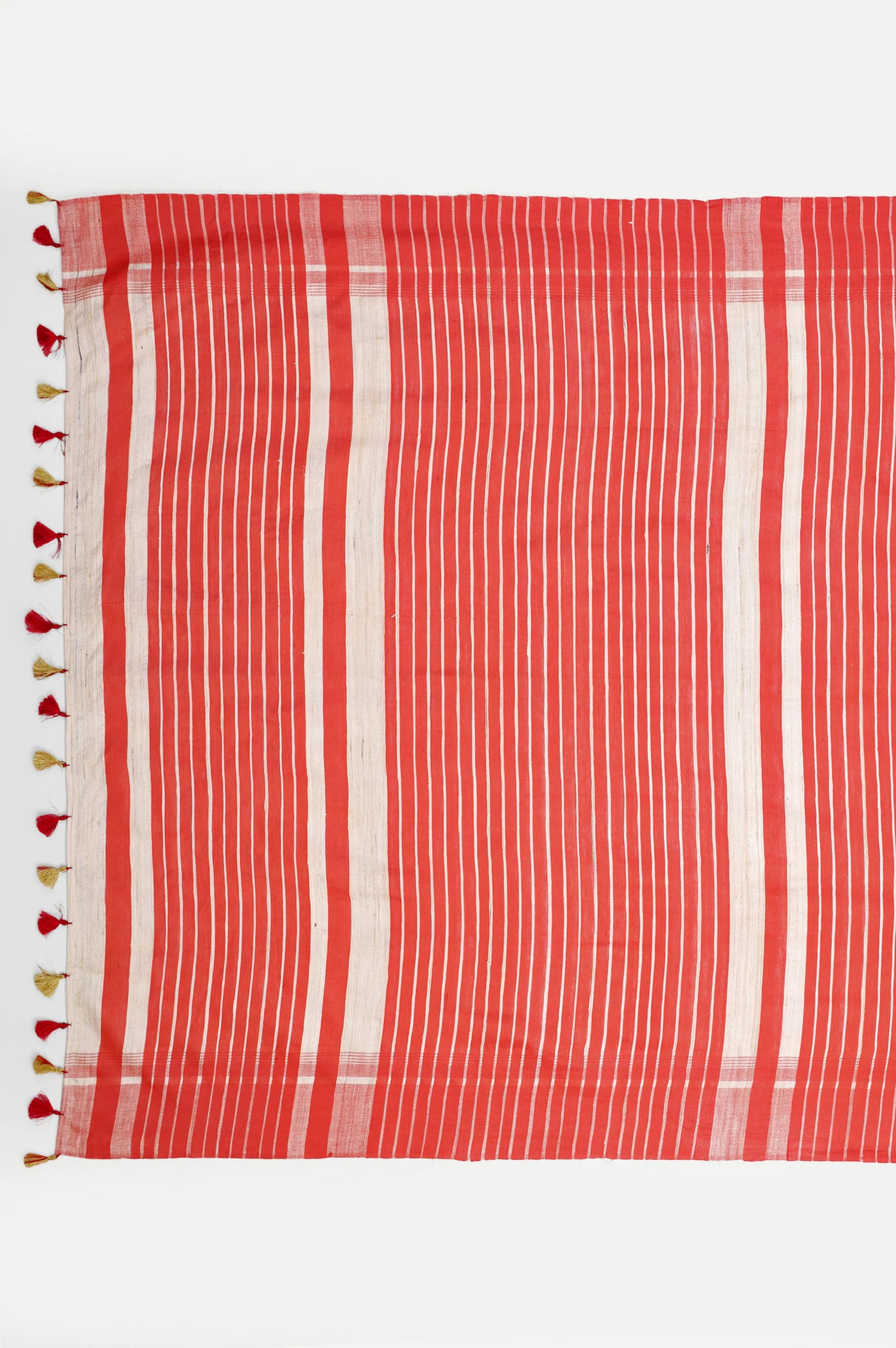 OFF-WHITE & RED GHICHA SILK SAREE - Handloom
