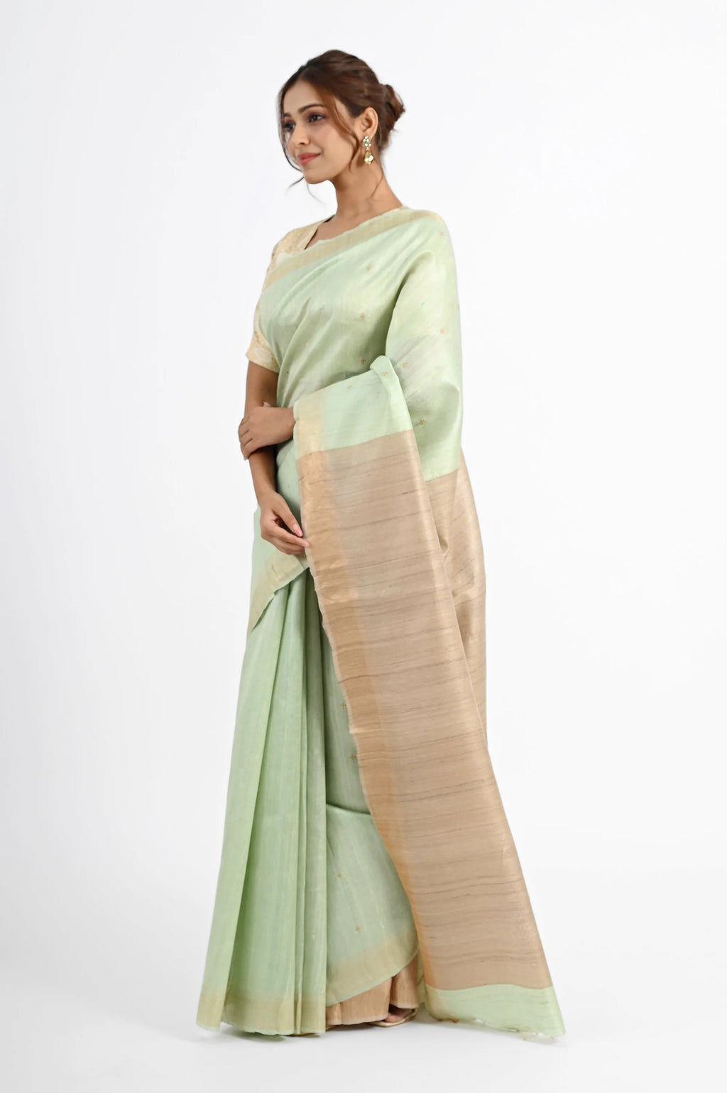 PASTEL GREEN DUPION SILK SAREE WITH BEIGE PALLU - Hand - woven