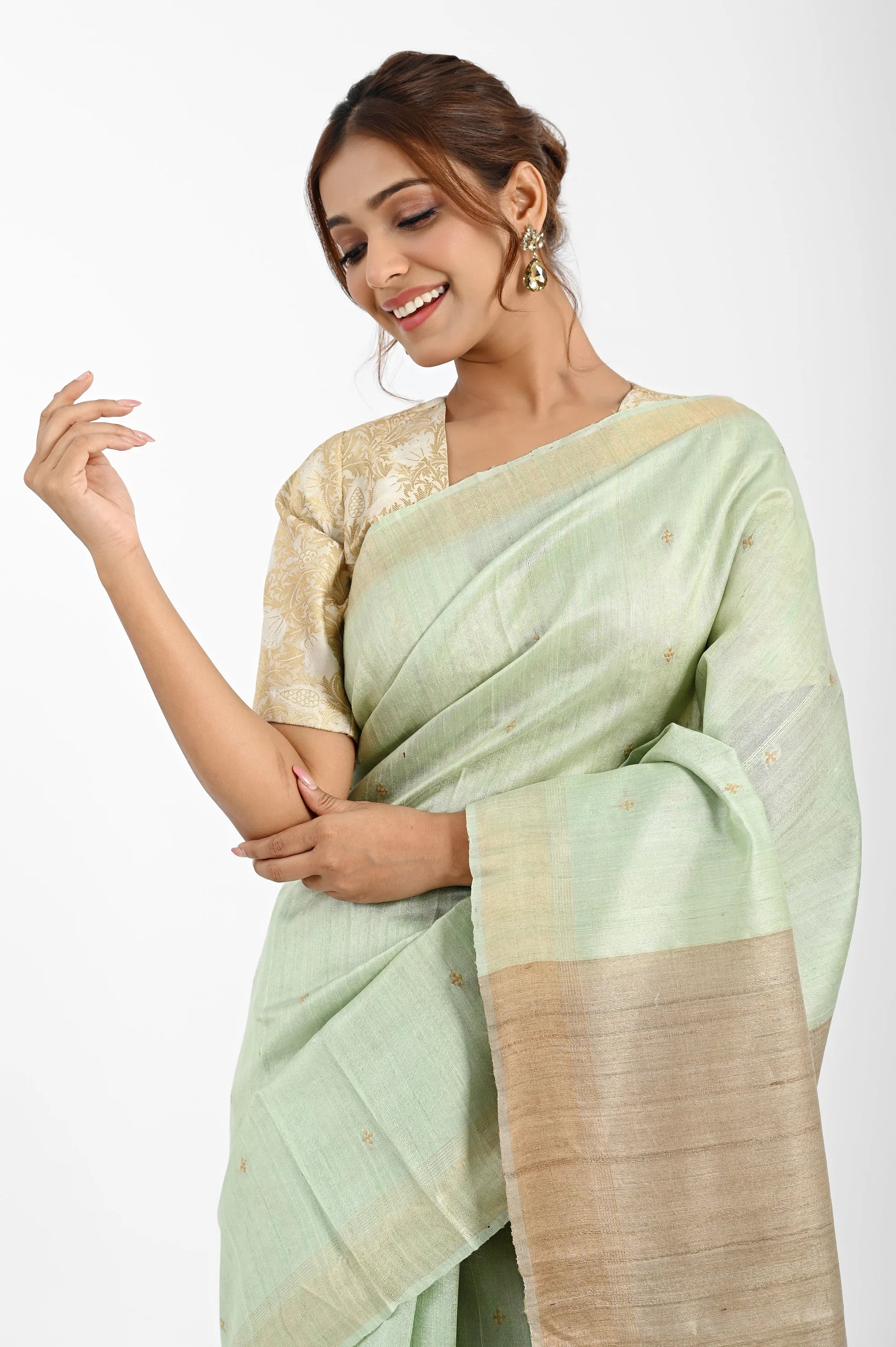 PASTEL GREEN DUPION SILK SAREE WITH BEIGE PALLU - Hand - woven