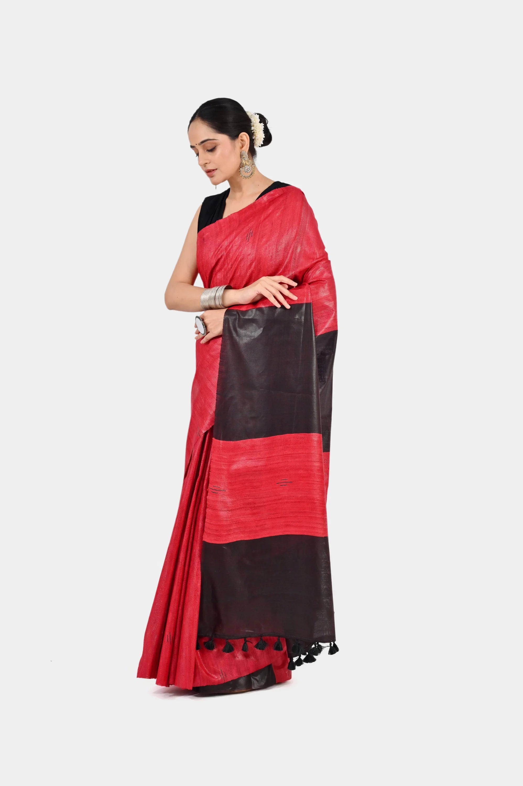 RED BLACK GHICHA SILK SAREE - Hand - woven