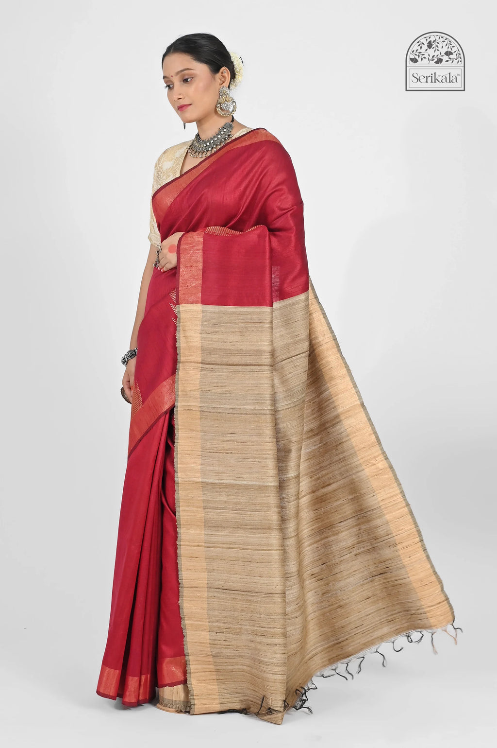 RED DUPION SILK SAREE WITH BEIGE PALLU - Hand - woven