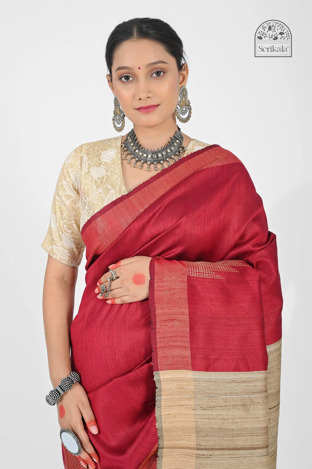 RED DUPION SILK SAREE WITH BEIGE PALLU - Hand - woven